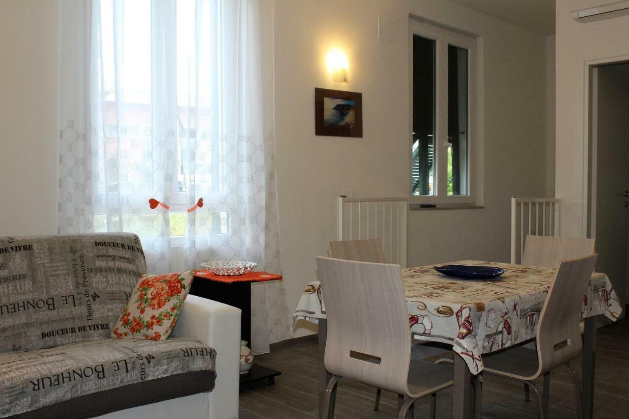 Loft La Conchiglia Lägenhet La Spezia Exteriör bild